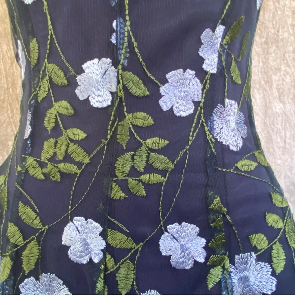 Gabby Skye Navy and Green Floral Midi Dress - Picture 4 of 10